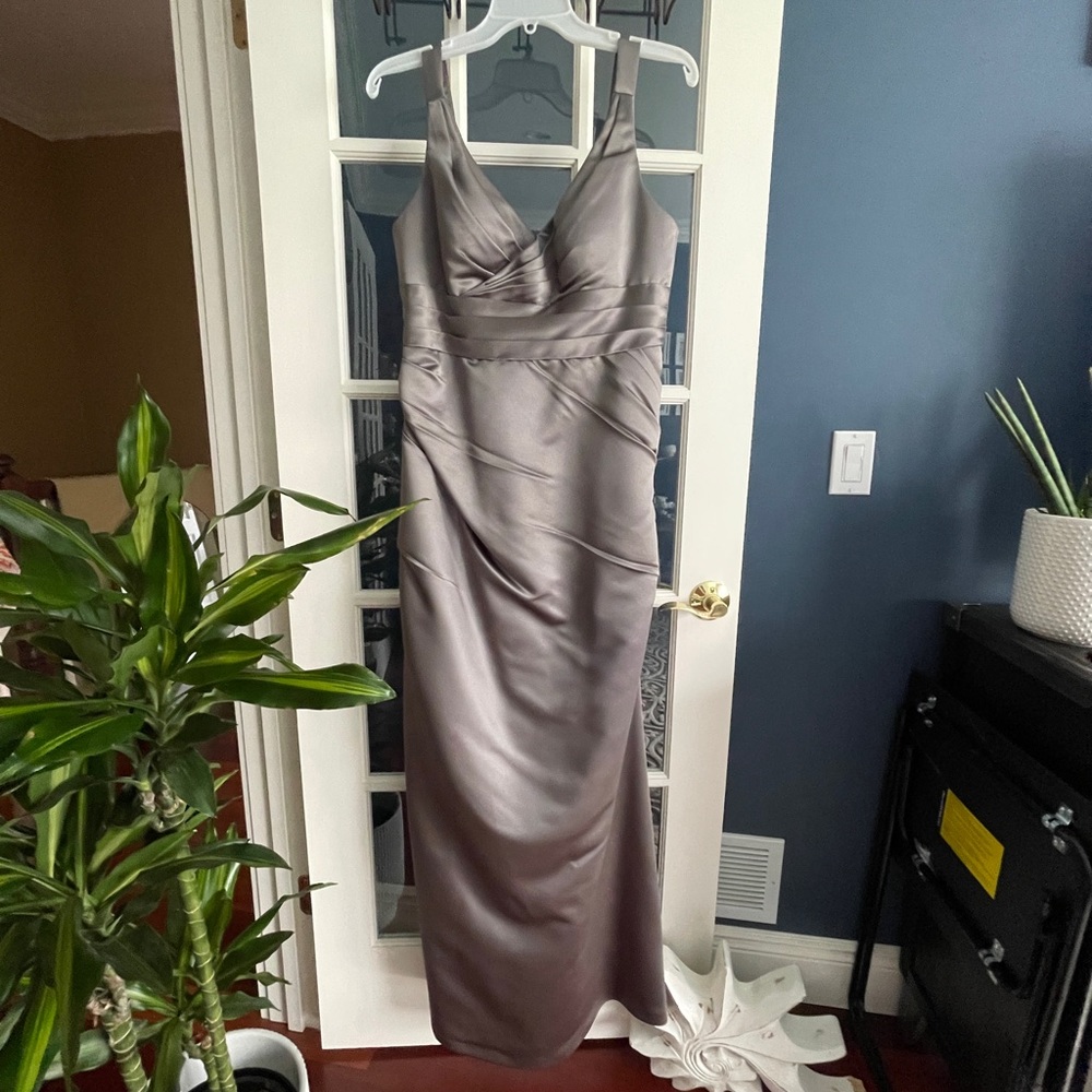 Bill Levkoff gown.